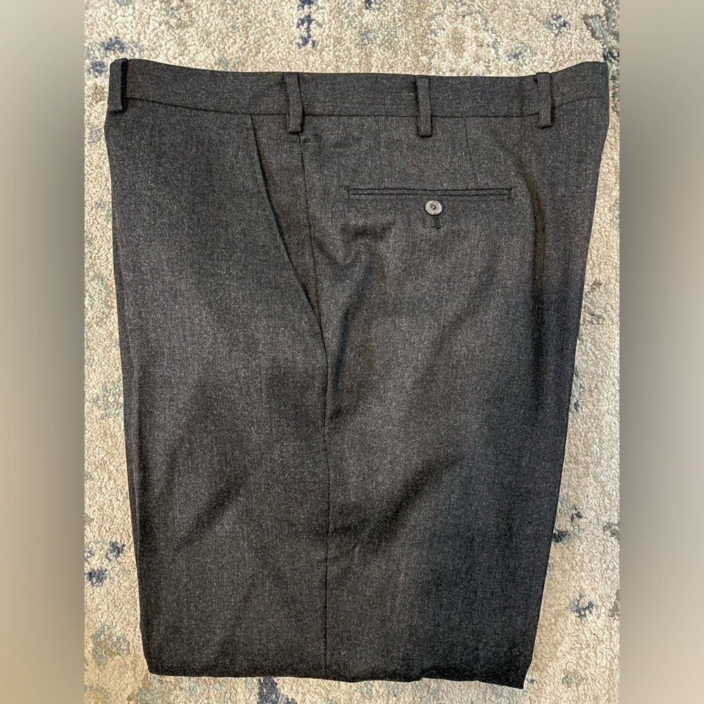 VALENTINO Made in‎ Italy Flat Front Wool Flannel Trouser in Charcoal Size 38